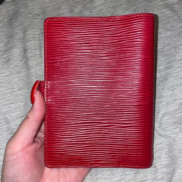 Louis Vuitton Red Epi PM Agenda - Picture 4 of 11